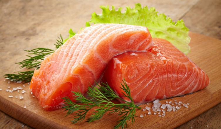 alimentos-para-queda-de-cabelo salmão